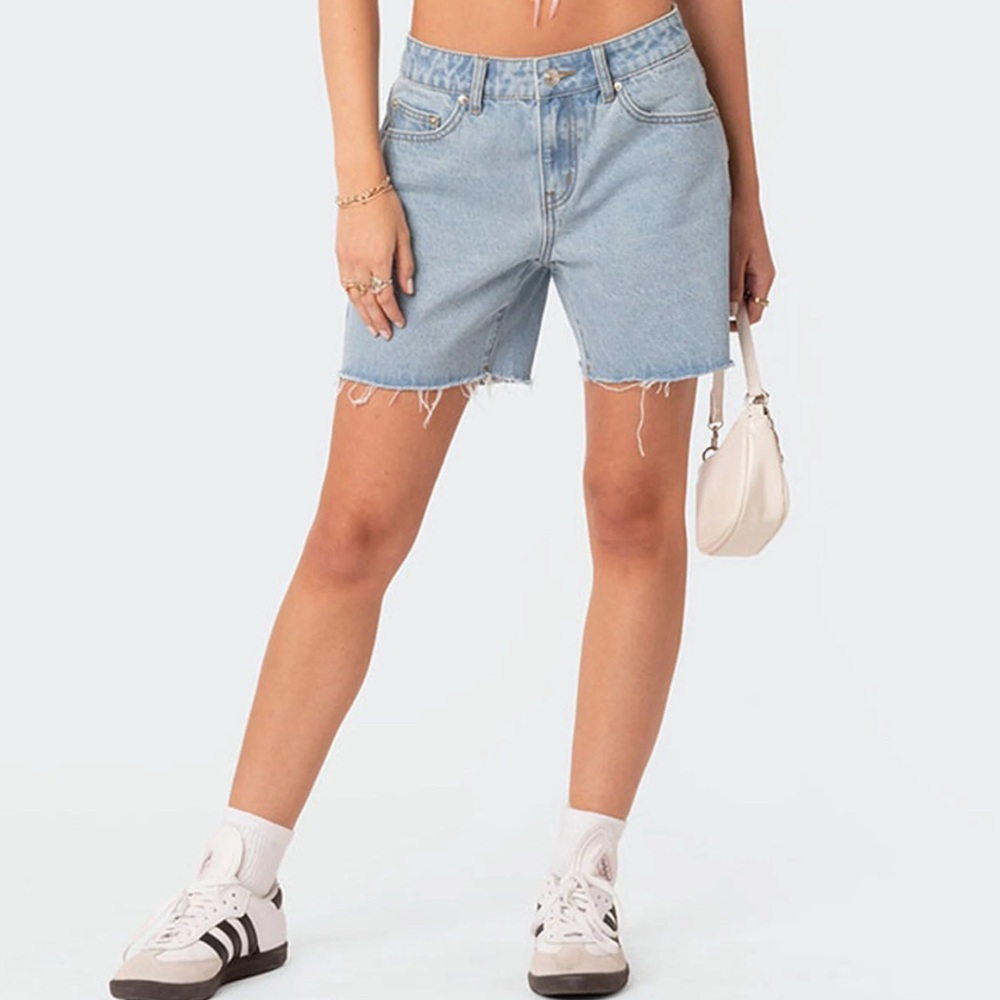 Edikted Tomboy Low Rise Denim Shorts